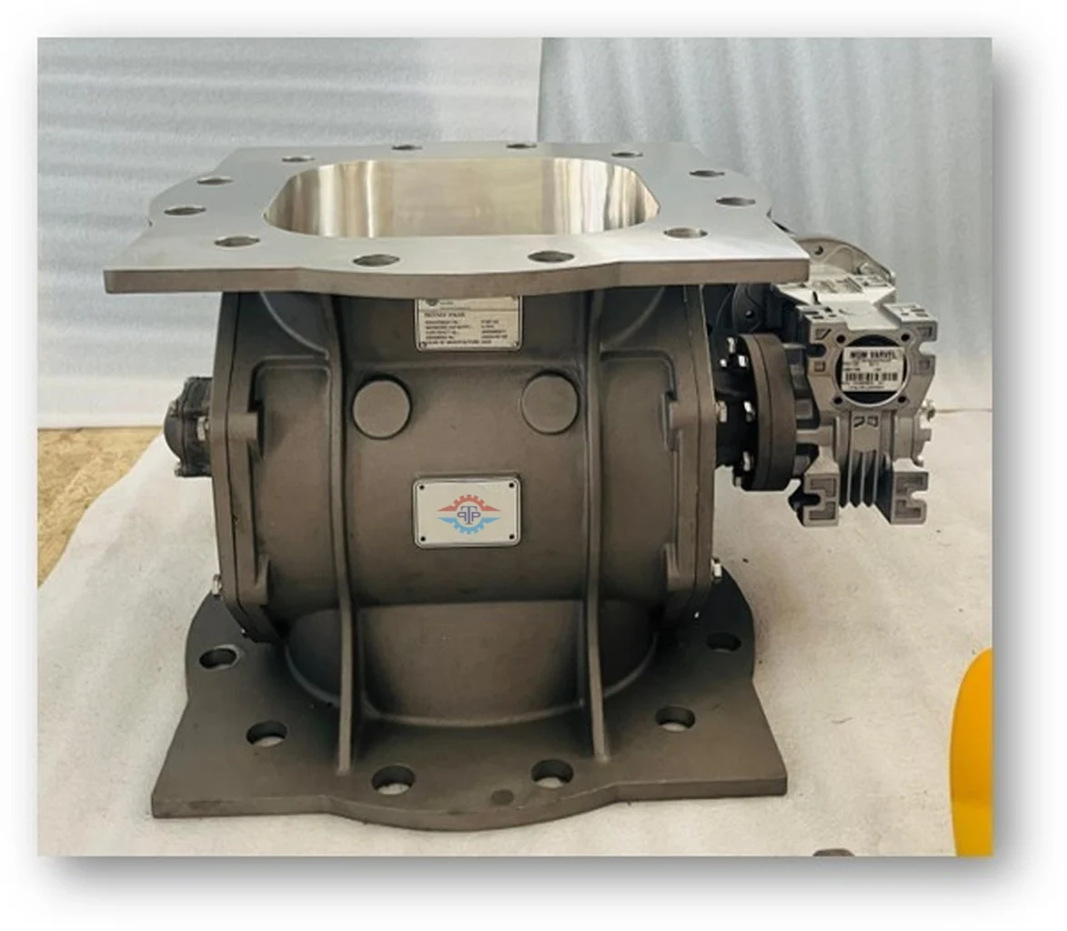 Rotary valves and airlocks